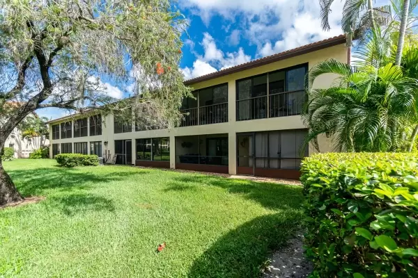 760 Avenida Estancia Unit 224H, Venice, Florida 34292, 2 Bedrooms Bedrooms, ,2 BathroomsBathrooms,Condo,Seasonal Rental,Avenida Estancia,1964