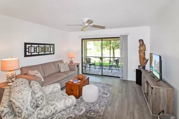 420 Mission Trail E Unit E, Venice, Florida 34285, 2 Bedrooms Bedrooms, ,2 BathroomsBathrooms,Condo,Seasonal Rental,Mission Trail E,1973