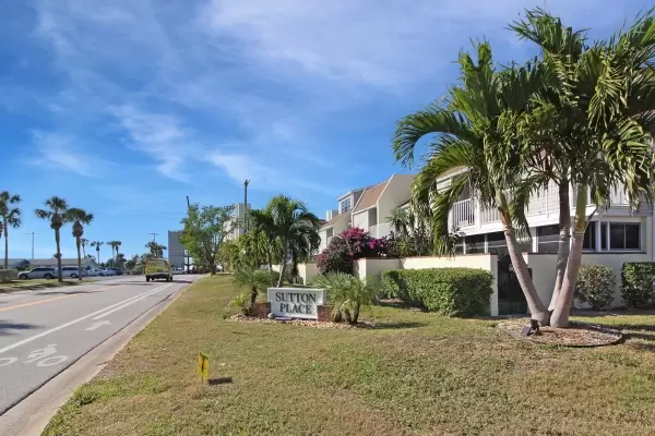 744 Cadiz Rd Unit #3, Venice, Florida 34285, 2 Bedrooms Bedrooms, ,1.5 BathroomsBathrooms,Townhome,Seasonal Rental,Cadiz Rd ,2406