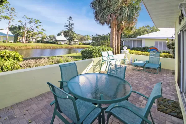 203 Wexford Pl, Venice, Florida 34293, 2 Bedrooms Bedrooms, ,2 BathroomsBathrooms,Villa,Seasonal Rental,Wexford Pl ,2659