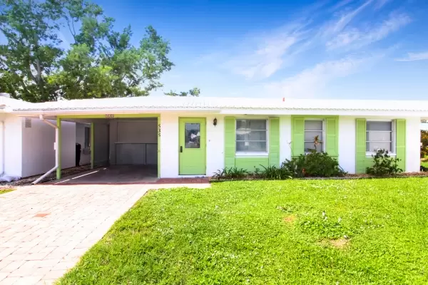 535 Circlewood Dr, Venice, Florida 34293, 2 Bedrooms Bedrooms, ,2 BathroomsBathrooms,Condo,Seasonal Rental,Circlewood Dr,2660