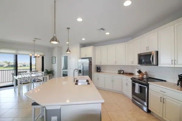 23100 Banbury Way, Venice, Florida 34293, 2 Bedrooms Bedrooms, ,2 BathroomsBathrooms,Condo,Seasonal Rental,Banbury Way,2715