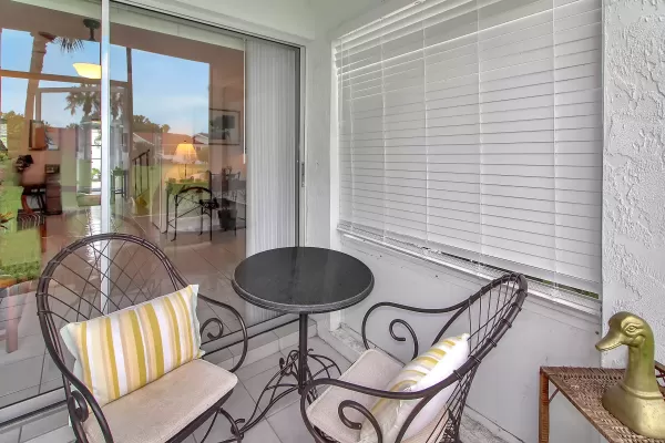 731 Capri Isles Blvd #115, Venice, Florida 34292, 2 Bedrooms Bedrooms, ,2 BathroomsBathrooms,Condo,Seasonal Rental,Capri Isles Blvd ,2741