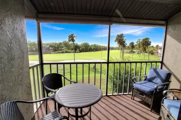 927 Capri Isles Blvd Unit 6, Venice, Florida 34292, 2 Bedrooms Bedrooms, ,1.5 BathroomsBathrooms,Condo,Seasonal Rental,Capri Isles Blvd,2779