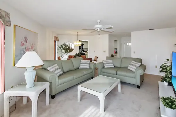 798 Capri Isles Blvd #237, Venice, Florida 34292, 2 Bedrooms Bedrooms, ,2 BathroomsBathrooms,Condo,Seasonal Rental,Capri Isles Blvd ,2791