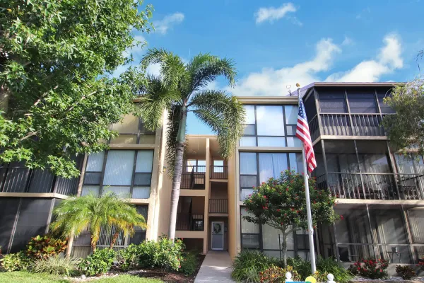 618 Bird Bay Dr #309, Venice, Florida 34285, 2 Bedrooms Bedrooms, ,2 BathroomsBathrooms,Condo,Annual Rental,Bird Bay Dr,2849