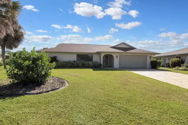 1207 Waterside Ln, Venice, Florida 34285, 3 Bedrooms Bedrooms, ,2 BathroomsBathrooms,Single Family Home,Seasonal Rental,Waterside Ln ,2929