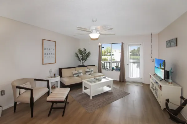 255 Fenwick Dr Unit 19, Venice, Florida 34285, 2 Bedrooms Bedrooms, ,2 BathroomsBathrooms,Condo,Seasonal Rental,Fenwick Dr ,2931