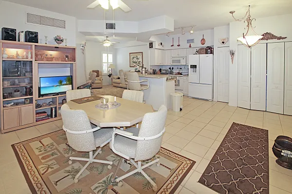 8103 L Pavia Blvd, Venice, Florida 34292, 2 Bedrooms Bedrooms, ,2 BathroomsBathrooms,Condo,Seasonal Rental,L Pavia Blvd ,2932