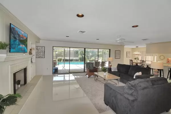 720 Valencia Rd, Venice, Florida 34285, 3 Bedrooms Bedrooms, ,2 BathroomsBathrooms,Single Family Home,Seasonal Rental,Valencia Rd,2972