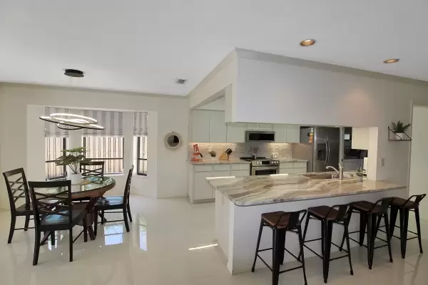 720 Valencia Rd, Venice, Florida 34285, 3 Bedrooms Bedrooms, ,2 BathroomsBathrooms,Single Family Home,Seasonal Rental,Valencia Rd,2972