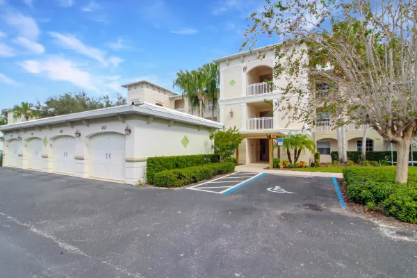 800 San Lino Circle #833, Venice, Florida 34292, 2 Bedrooms Bedrooms, ,2 BathroomsBathrooms,Condo,Annual Rental,San Lino Circle ,2977