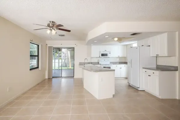 1719 Belvidere Rd, Englewood, Florida 34223, 3 Bedrooms Bedrooms, ,2 BathroomsBathrooms,Single Family Home,Annual Rental,Belvidere Rd ,3013