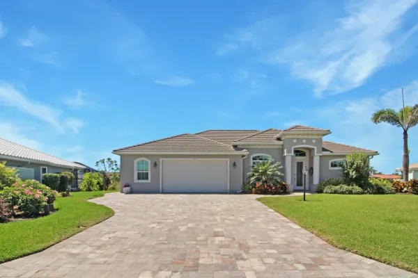 344 Oakwood Circle, Englewood, Florida 34223, 3 Bedrooms Bedrooms, ,2 BathroomsBathrooms,Single Family Home,Seasonal Rental,Oakwood Circle,3019