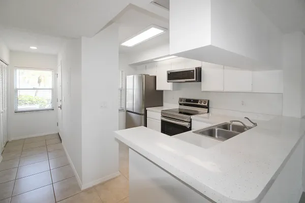 431 Cerromar Ln #347, Venice, Florida 34293, 2 Bedrooms Bedrooms, ,2 BathroomsBathrooms,Condo,Annual Rental,Cerromar Ln ,3020