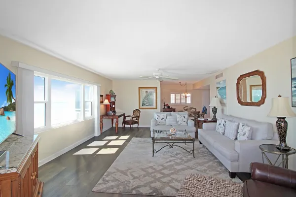 1150 Tarpon Center Dr #409, Venice, Florida 34285, 2 Bedrooms Bedrooms, ,2 BathroomsBathrooms,Condo,Seasonal Rental,Tarpon Center Dr ,3021
