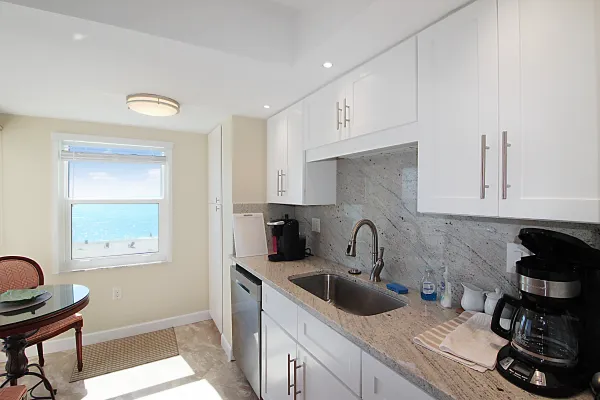 1150 Tarpon Center Dr #409, Venice, Florida 34285, 2 Bedrooms Bedrooms, ,2 BathroomsBathrooms,Condo,Seasonal Rental,Tarpon Center Dr ,3021