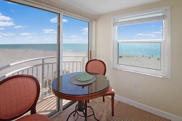 1150 Tarpon Center Dr #409, Venice, Florida 34285, 2 Bedrooms Bedrooms, ,2 BathroomsBathrooms,Condo,Seasonal Rental,Tarpon Center Dr ,3021
