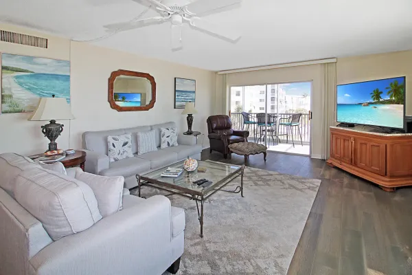 1150 Tarpon Center Dr #409, Venice, Florida 34285, 2 Bedrooms Bedrooms, ,2 BathroomsBathrooms,Condo,Seasonal Rental,Tarpon Center Dr ,3021