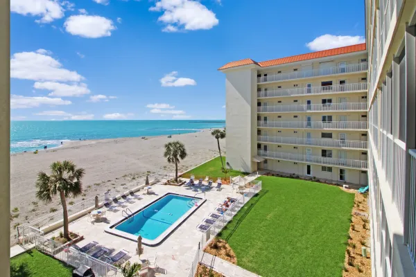 1150 Tarpon Center Dr #409, Venice, Florida 34285, 2 Bedrooms Bedrooms, ,2 BathroomsBathrooms,Condo,Seasonal Rental,Tarpon Center Dr ,3021