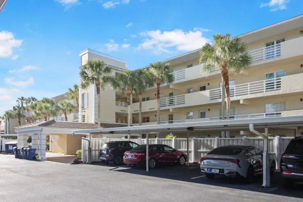 928 Wexford Blvd, Venice, Florida 34293, 2 Bedrooms Bedrooms, 0 ,2 BathroomsBathrooms,Condo,Seasonal Rental,Wexford Blvd,3023
