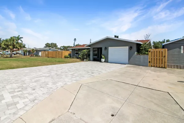 3339 Shamrock Dr, Venice, Florida 34293, 3 Bedrooms Bedrooms, ,2 BathroomsBathrooms,Single Family Home,Seasonal Rental,Shamrock Dr ,3033