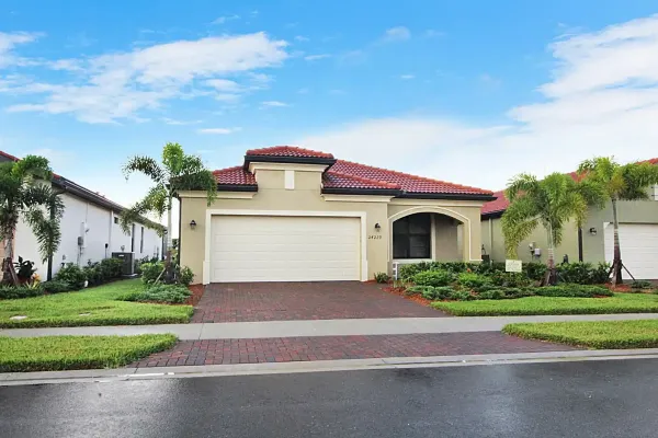 24229 Spartina Dr, Venice, Florida 34293, 2 Bedrooms Bedrooms, ,2 BathroomsBathrooms,Single Family Home,Annual Rental,Spartina Dr ,3037