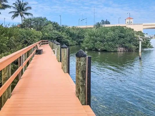 157 Tampa Ave E Unit 506, Venice, Florida 34285, 2 Bedrooms Bedrooms, ,2 BathroomsBathrooms,Condo,Seasonal Rental,Tampa Ave E,3041