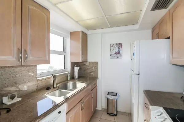 1255 Tarpon Center Drive Unit 409, Venice, Florida 34285, 2 Bedrooms Bedrooms, ,2 BathroomsBathrooms,Condo,Seasonal Rental,Tarpon Center Drive,3043