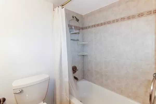 1255 Tarpon Center Drive Unit 409, Venice, Florida 34285, 2 Bedrooms Bedrooms, ,2 BathroomsBathrooms,Condo,Seasonal Rental,Tarpon Center Drive,3043