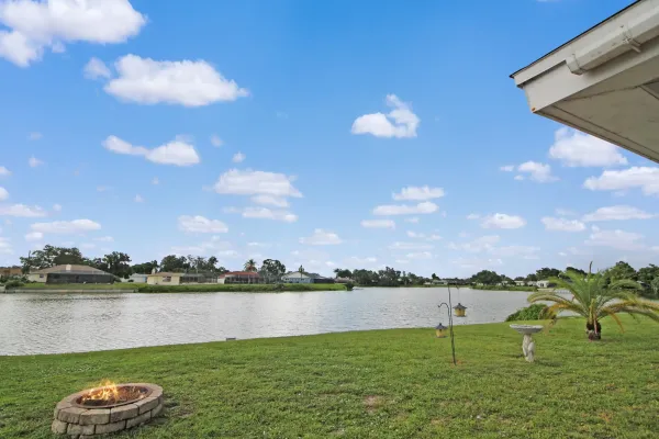 309 Shamrock Boulevard, Venice, Florida 34293, 2 Bedrooms Bedrooms, ,2 BathroomsBathrooms,Single Family Home,Seasonal Rental,Shamrock Boulevard,3046