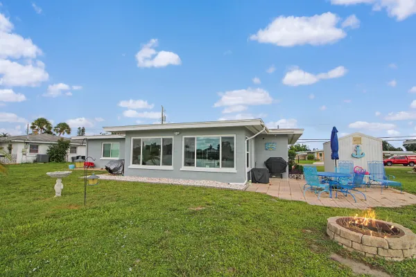 309 Shamrock Boulevard, Venice, Florida 34293, 2 Bedrooms Bedrooms, ,2 BathroomsBathrooms,Single Family Home,Seasonal Rental,Shamrock Boulevard,3046