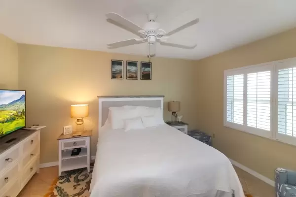 950 Tarpon Center Dr Unit 101, Venice, Florida 34285, 2 Bedrooms Bedrooms, ,2 BathroomsBathrooms,Condo,Seasonal Rental,Tarpon Center Dr,3051