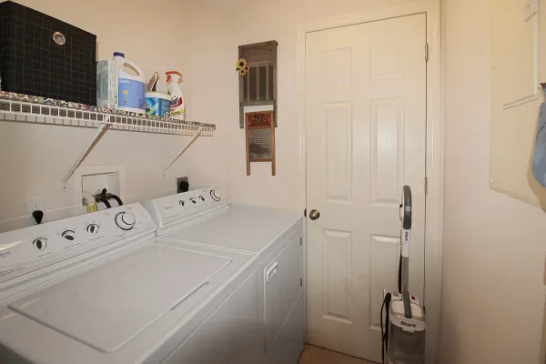 905 Addington Ct #202, Venice, Florida 34293, 2 Bedrooms Bedrooms, ,2 BathroomsBathrooms,Condo,Seasonal Rental,Addington Ct ,3052