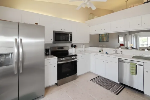 905 Addington Ct #202, Venice, Florida 34293, 2 Bedrooms Bedrooms, ,2 BathroomsBathrooms,Condo,Seasonal Rental,Addington Ct ,3052
