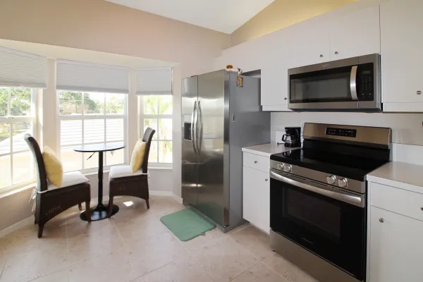 905 Addington Ct #202, Venice, Florida 34293, 2 Bedrooms Bedrooms, ,2 BathroomsBathrooms,Condo,Seasonal Rental,Addington Ct ,3052
