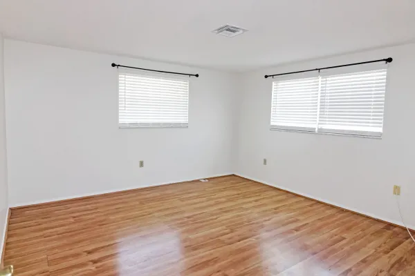 3565 Sterling Rd, Venice, Florida 34293, 2 Bedrooms Bedrooms, 0 ,2 BathroomsBathrooms,Single Family Home,Annual Rental,Sterling Rd,3056