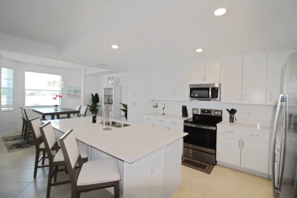12280 Wellen Golf St #102, Venice, Florida 34293, 2 Bedrooms Bedrooms, ,2 BathroomsBathrooms,Condo,Seasonal Rental,Wellen Golf St ,3072