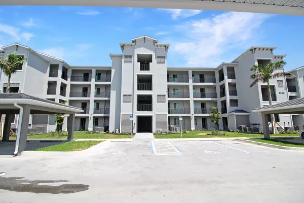 12280 Wellen Golf St #102, Venice, Florida 34293, 2 Bedrooms Bedrooms, ,2 BathroomsBathrooms,Condo,Seasonal Rental,Wellen Golf St ,3072