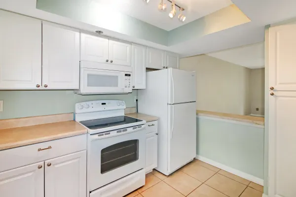 104 Capri Isles Blvd 107, Venice, Florida 34292, 1 Bedroom Bedrooms, ,1 BathroomBathrooms,Condo,Annual Rental,Capri Isles Blvd,3078