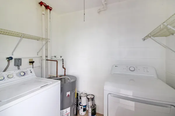 104 Capri Isles Blvd 107, Venice, Florida 34292, 1 Bedroom Bedrooms, ,1 BathroomBathrooms,Condo,Annual Rental,Capri Isles Blvd,3078