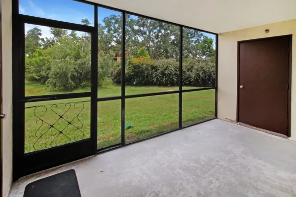 104 Capri Isles Blvd 107, Venice, Florida 34292, 1 Bedroom Bedrooms, ,1 BathroomBathrooms,Condo,Annual Rental,Capri Isles Blvd,3078