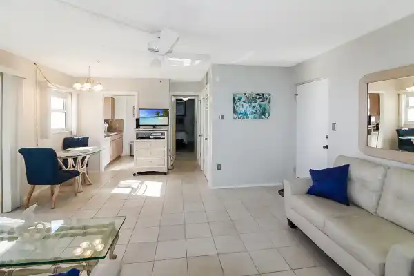 1255 Tarpon Center Drive Unit 409, Venice, Florida 34285, 2 Bedrooms Bedrooms, ,2 BathroomsBathrooms,Condo,Seasonal Rental,Tarpon Center Drive,3081
