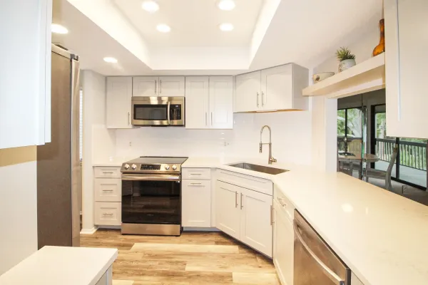 216 Woodland Dr, Osprey, Florida 34229, 2 Bedrooms Bedrooms, ,2 BathroomsBathrooms,Condo,Annual Rental,Woodland Dr,3090