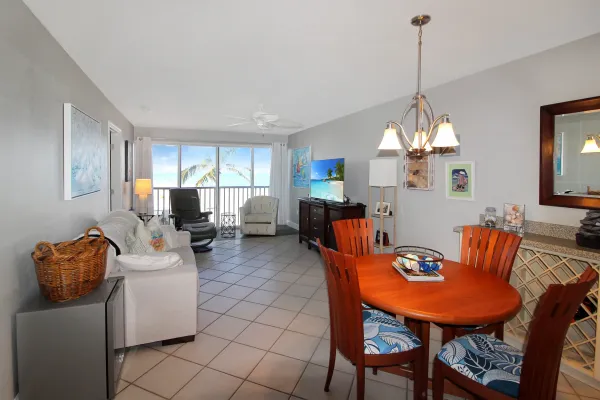 1400 Tarpon Center Dr #304, Venice, Florida 34285, 2 Bedrooms Bedrooms, ,2 BathroomsBathrooms,Condo,Seasonal Rental,Tarpon Center Dr ,3093