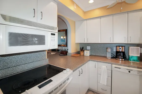 1400 Tarpon Center Dr #304, Venice, Florida 34285, 2 Bedrooms Bedrooms, ,2 BathroomsBathrooms,Condo,Seasonal Rental,Tarpon Center Dr ,3093