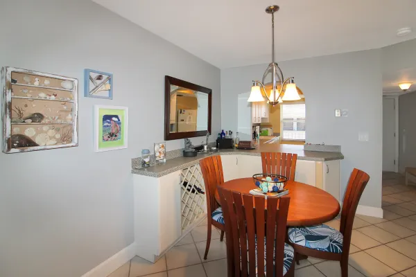 1400 Tarpon Center Dr #304, Venice, Florida 34285, 2 Bedrooms Bedrooms, ,2 BathroomsBathrooms,Condo,Seasonal Rental,Tarpon Center Dr ,3093