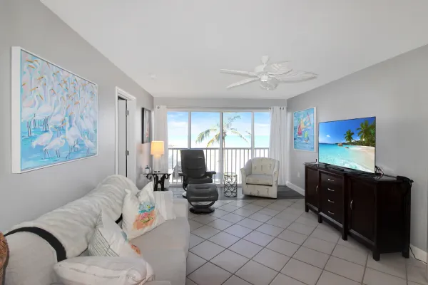 1400 Tarpon Center Dr #304, Venice, Florida 34285, 2 Bedrooms Bedrooms, ,2 BathroomsBathrooms,Condo,Seasonal Rental,Tarpon Center Dr ,3093