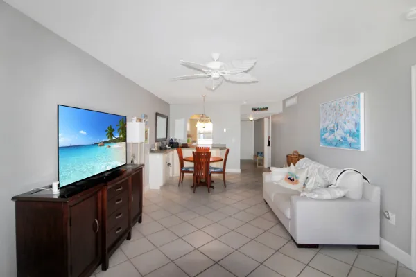 1400 Tarpon Center Dr #304, Venice, Florida 34285, 2 Bedrooms Bedrooms, ,2 BathroomsBathrooms,Condo,Seasonal Rental,Tarpon Center Dr ,3093