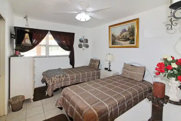 816 Harbor Drive S, Venice, Florida 34285, 2 Bedrooms Bedrooms, ,2 BathroomsBathrooms,Duplex,Seasonal Rental,Harbor Drive S,3095